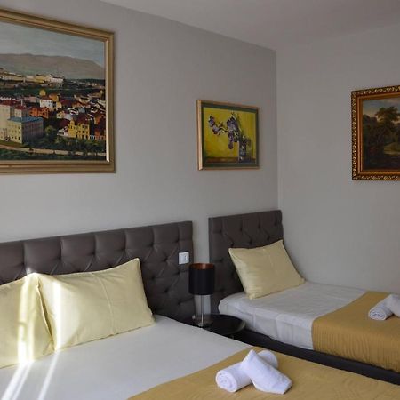 Ars Square Apartments Skopje Bagian luar foto