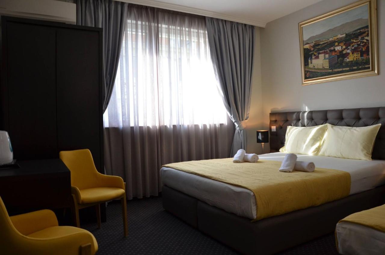 Ars Square Apartments Skopje Bagian luar foto
