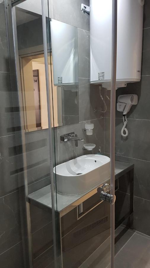 Ars Square Apartments Skopje Bagian luar foto