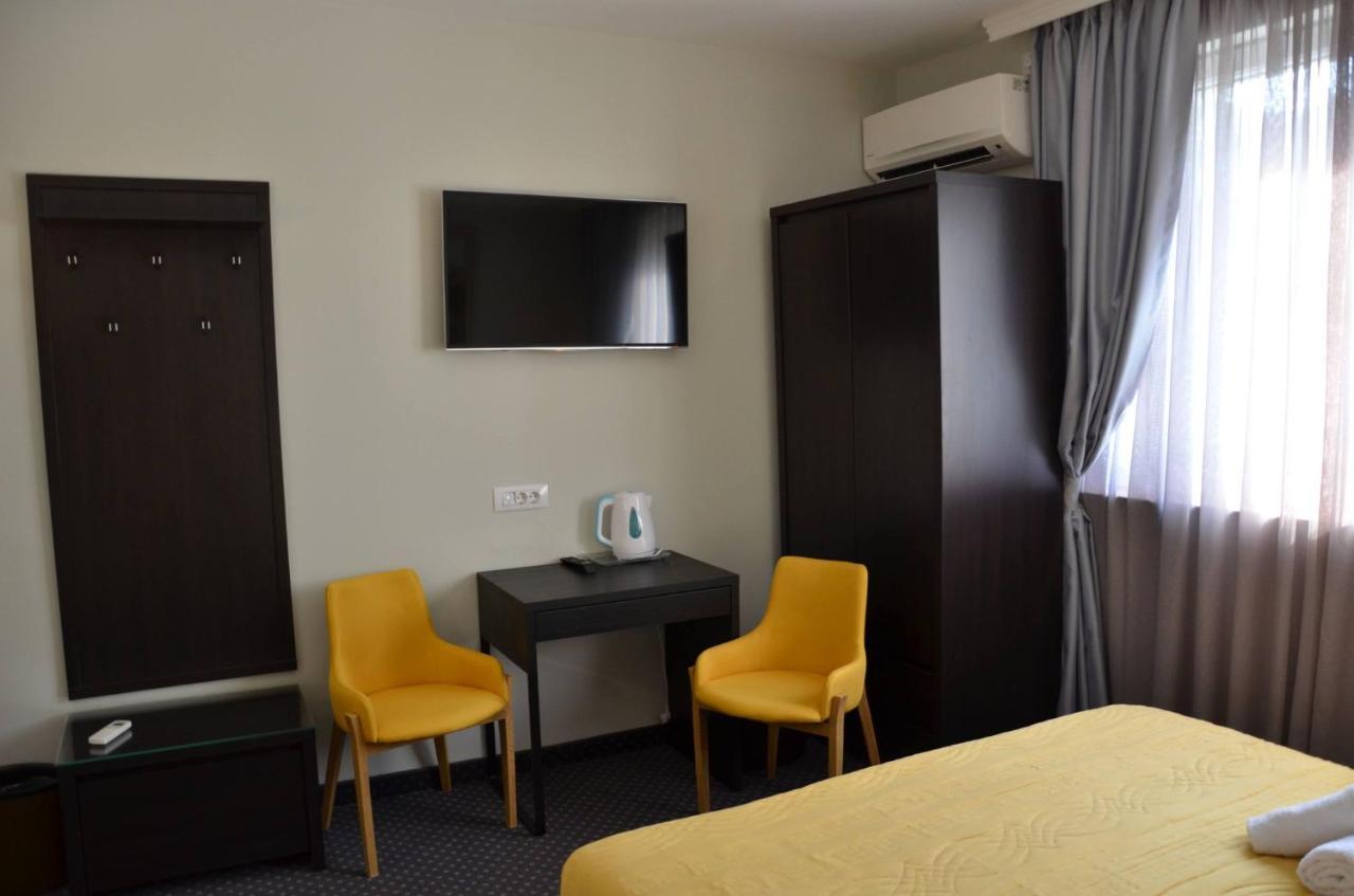 Ars Square Apartments Skopje Bagian luar foto