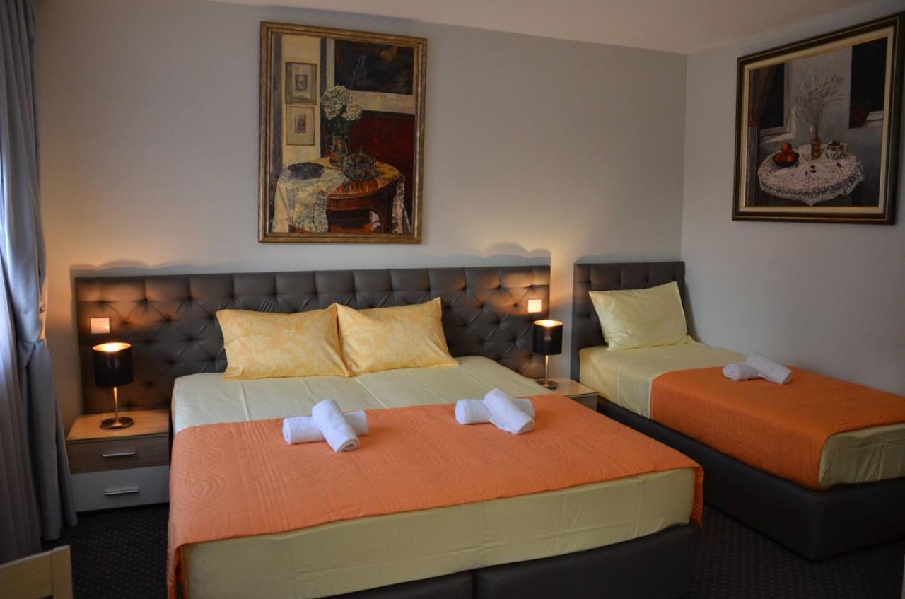 Ars Square Apartments Skopje Bagian luar foto
