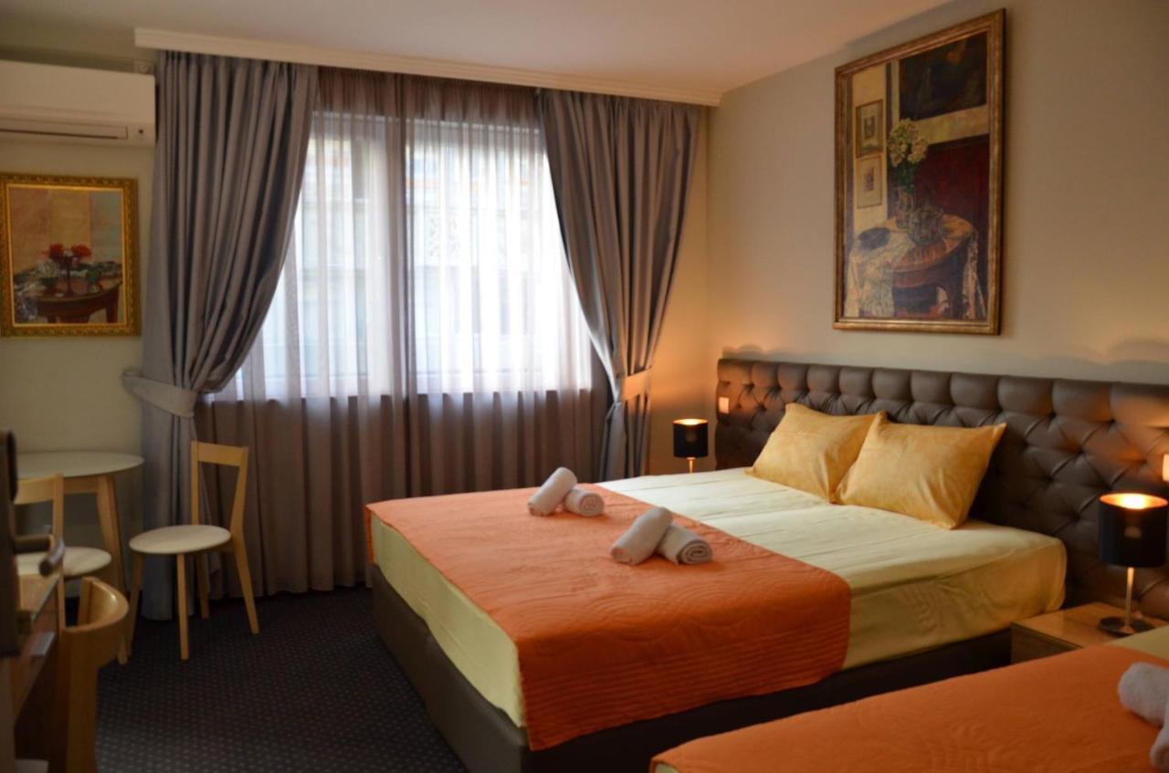 Ars Square Apartments Skopje Bagian luar foto